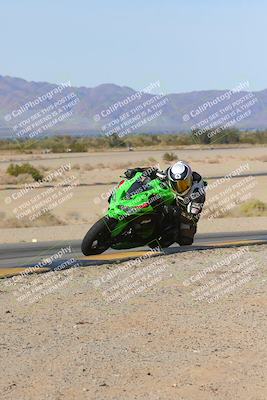 media/Dec-10-2023-SoCal Trackdays (Sun) [[0ce70f5433]]/Turn 9 Inside Set 1 (1115am)/